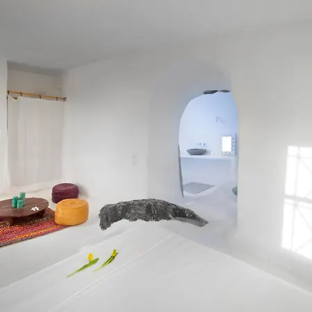 מלון Sophia Luxury אימרוביגלי
