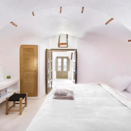 Sophia Luxury 4* Imerovigli (Santorini)