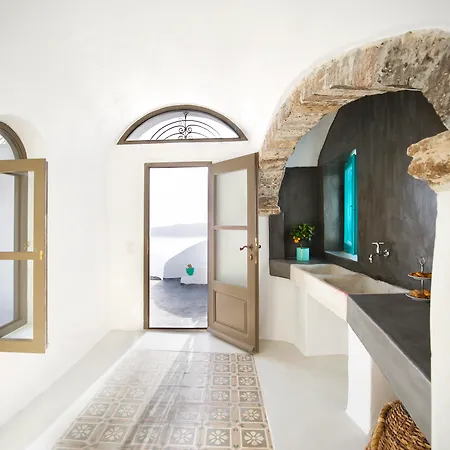 Sophia Luxury Imerovigli (Santorini)