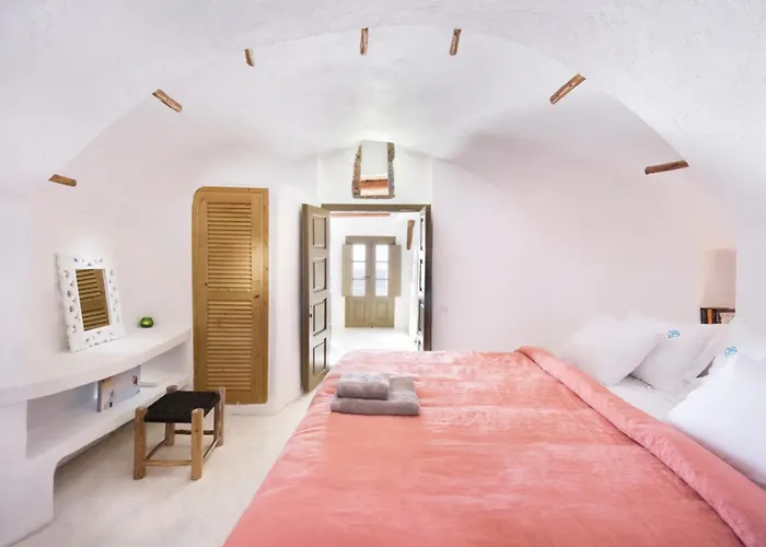 Sophia Luxury 4* אימרוביגלי