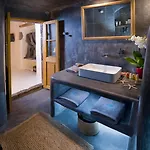 Sophia Luxury Hotel 4*