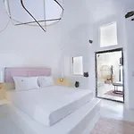 Sophia Luxury Imerovigli (Santorini)
